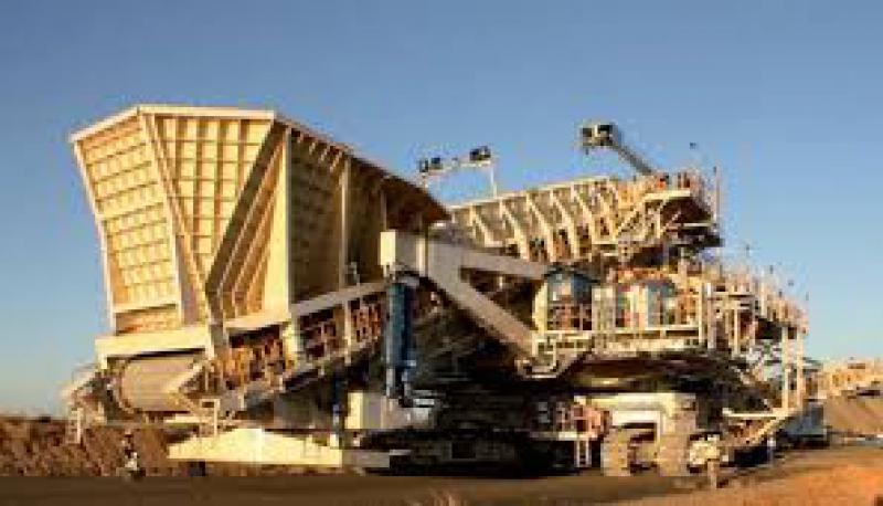 住房和城鄉(xiāng)建設(shè)部批準(zhǔn)西安設(shè)計(jì)公司主編的《煤炭工業(yè)露天礦礦山運(yùn)輸工程設(shè)計(jì)標(biāo)準(zhǔn)》為國家標(biāo)準(zhǔn)