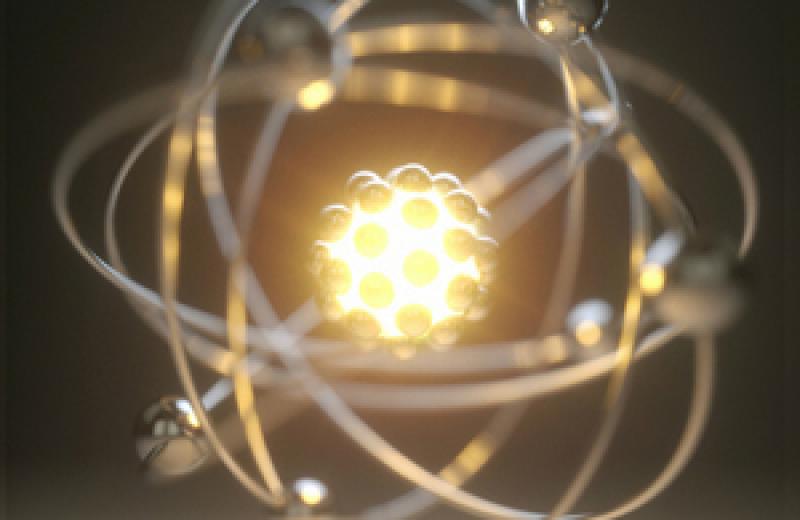 英國(guó)商業(yè)和能源部長(zhǎng)Greg Clark宣布與核部門達(dá)成部門協(xié)議，以確保民用核能未來(lái)并降低客戶的能源成本