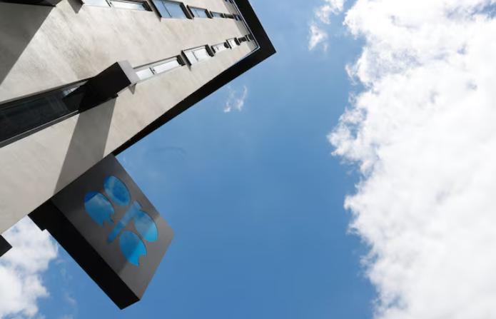 OPEC 7月石油產(chǎn)量微增 成員國(guó)增產(chǎn)減產(chǎn)并行