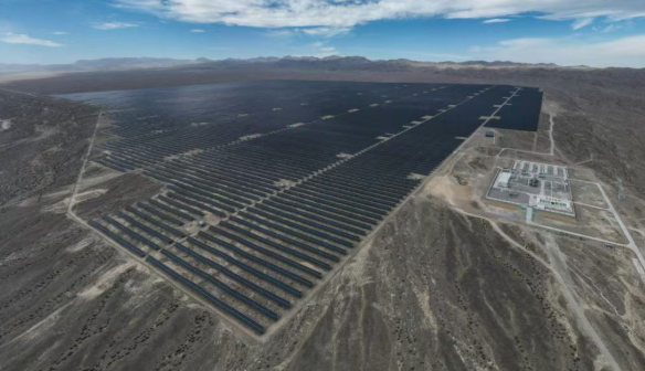 精河縣34萬千瓦光伏項目光伏區(qū)全容量并網(wǎng)發(fā)電