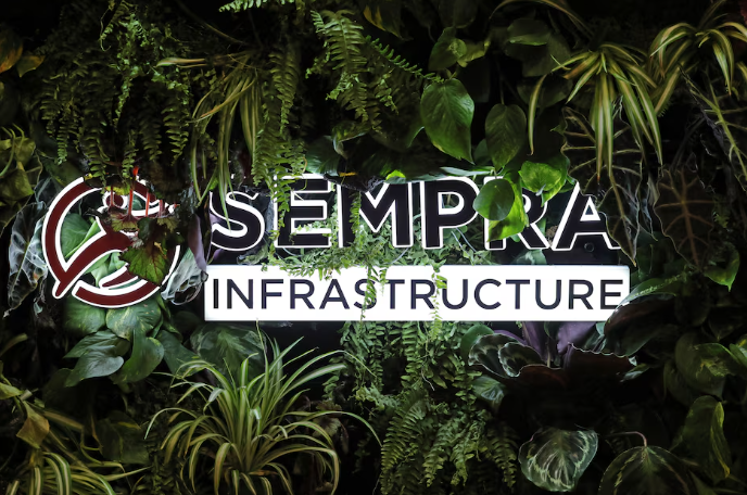 森普拉電網(wǎng)工程與液化天然氣項目驅(qū)動業(yè)績增長