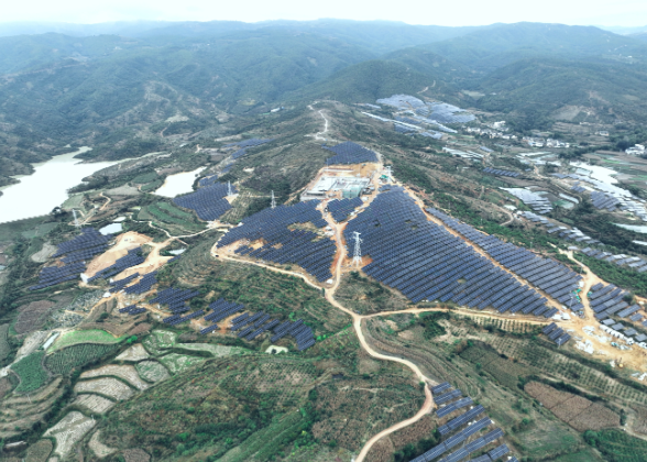 云南永仁縣140兆瓦光伏項(xiàng)目全容量并網(wǎng)發(fā)電