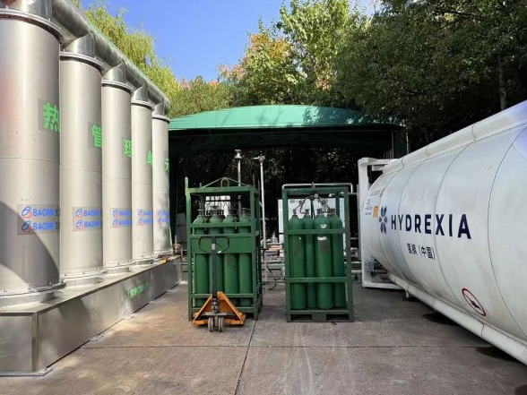 氫楓能源全球首套氫冶金噸級(jí)固態(tài)儲(chǔ)氫工程完成示范